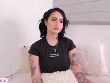 Check-out the world of girls and talk with our steaming hot slutz, bringing your desired characters to life with authentic apparel and cam streams.