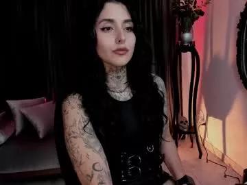 Check-out the world of girls and talk with our steaming hot slutz, bringing your desired characters to life with authentic apparel and cam streams.