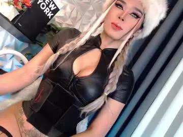 Check-out the world of girls and talk with our steaming hot slutz, bringing your desired characters to life with authentic apparel and cam streams.