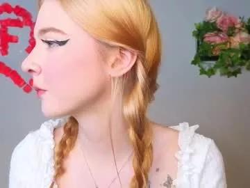 Check-out the world of girls and talk with our steaming hot slutz, bringing your desired characters to life with authentic apparel and cam streams.