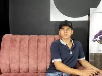 niickjamess from Chaturbate is Freechat