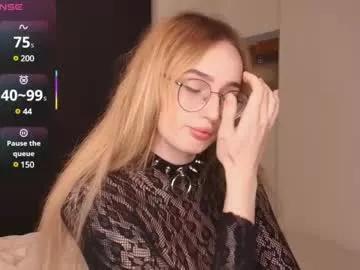 Check-out the world of girls and talk with our steaming hot slutz, bringing your desired characters to life with authentic apparel and cam streams.