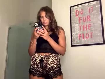 Check-out the world of girls and talk with our steaming hot slutz, bringing your desired characters to life with authentic apparel and cam streams.