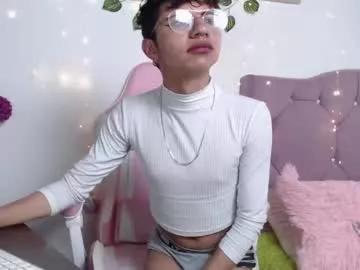 Check-out the world of girls and talk with our steaming hot slutz, bringing your desired characters to life with authentic apparel and cam streams.