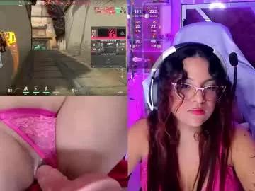 Check-out the world of girls and talk with our steaming hot slutz, bringing your desired characters to life with authentic apparel and cam streams.