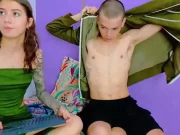 Check-out the world of girls and talk with our steaming hot slutz, bringing your desired characters to life with authentic apparel and cam streams.