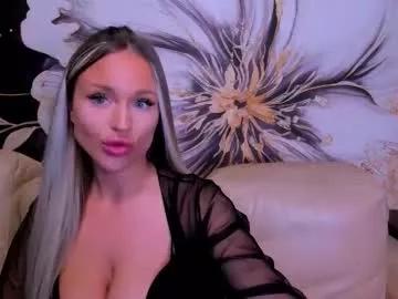 Watch our collection of white escorts and check out them in steaming hot, real-life cumshows.