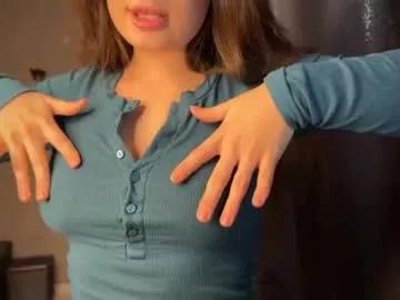 Check-out the world of girls and talk with our steaming hot slutz, bringing your desired characters to life with authentic apparel and cam streams.