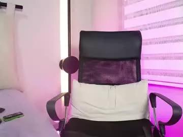 Check-out the world of girls and talk with our steaming hot slutz, bringing your desired characters to life with authentic apparel and cam streams.