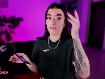 Check-out the world of girls and talk with our steaming hot slutz, bringing your desired characters to life with authentic apparel and cam streams.