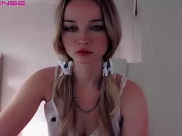 rose__luck from Chaturbate is Freechat