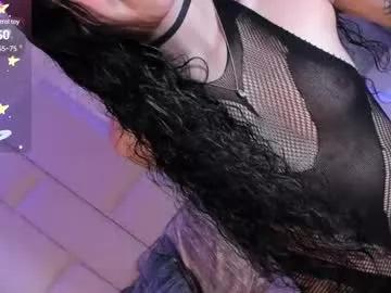 Check-out the world of girls and talk with our steaming hot slutz, bringing your desired characters to life with authentic apparel and cam streams.