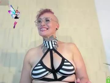 Check-out the world of girls and talk with our steaming hot slutz, bringing your desired characters to life with authentic apparel and cam streams.