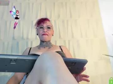 Check-out the world of girls and talk with our steaming hot slutz, bringing your desired characters to life with authentic apparel and cam streams.