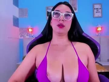 Check-out the world of girls and talk with our steaming hot slutz, bringing your desired characters to life with authentic apparel and cam streams.