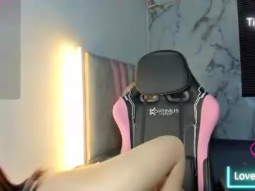 Check-out the world of girls and talk with our steaming hot slutz, bringing your desired characters to life with authentic apparel and cam streams.