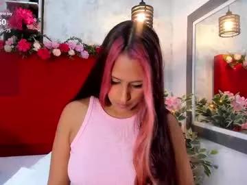 Check-out the world of girls and talk with our steaming hot slutz, bringing your desired characters to life with authentic apparel and cam streams.
