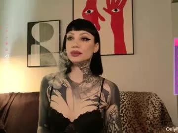 Check-out the world of girls and talk with our steaming hot slutz, bringing your desired characters to life with authentic apparel and cam streams.