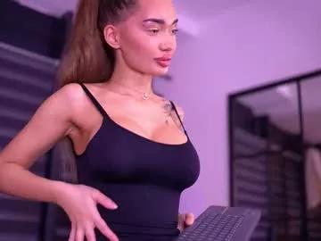 Check-out the world of girls and talk with our steaming hot slutz, bringing your desired characters to life with authentic apparel and cam streams.
