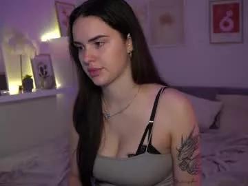 Spur your fetishes: Get dirty and flatter these gorgeous girls hosts, who will reward you with wild apparel and vibrating toys.