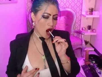 Check-out the world of girls and talk with our steaming hot slutz, bringing your desired characters to life with authentic apparel and cam streams.