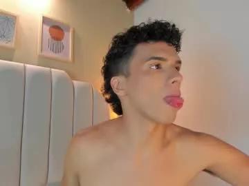 seantroyy from Chaturbate is Freechat