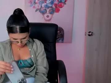 Check-out the world of girls and talk with our steaming hot slutz, bringing your desired characters to life with authentic apparel and cam streams.