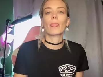 Check-out the world of girls and talk with our steaming hot slutz, bringing your desired characters to life with authentic apparel and cam streams.