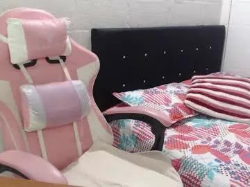 Check-out the world of girls and talk with our steaming hot slutz, bringing your desired characters to life with authentic apparel and cam streams.
