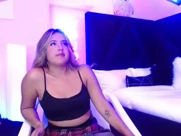 Check-out the world of girls and talk with our steaming hot slutz, bringing your desired characters to life with authentic apparel and cam streams.