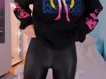 Check-out the world of girls and talk with our steaming hot slutz, bringing your desired characters to life with authentic apparel and cam streams.