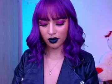 Check-out the world of girls and talk with our steaming hot slutz, bringing your desired characters to life with authentic apparel and cam streams.
