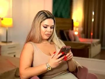 Check-out the world of girls and talk with our steaming hot slutz, bringing your desired characters to life with authentic apparel and cam streams.