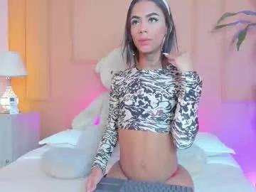 Check-out the world of girls and talk with our steaming hot slutz, bringing your desired characters to life with authentic apparel and cam streams.