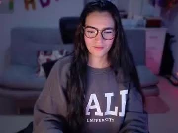 Check-out the world of girls and talk with our steaming hot slutz, bringing your desired characters to life with authentic apparel and cam streams.