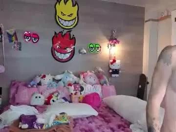 Check-out the world of girls and talk with our steaming hot slutz, bringing your desired characters to life with authentic apparel and cam streams.