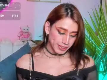 Check-out the world of girls and talk with our steaming hot slutz, bringing your desired characters to life with authentic apparel and cam streams.