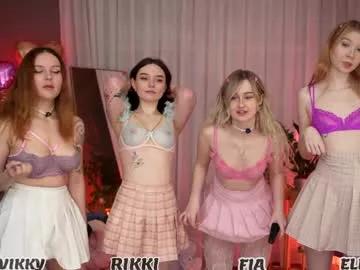 Check-out the world of girls and talk with our steaming hot slutz, bringing your desired characters to life with authentic apparel and cam streams.