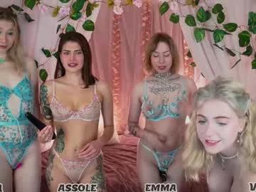Check-out the world of girls and talk with our steaming hot slutz, bringing your desired characters to life with authentic apparel and cam streams.