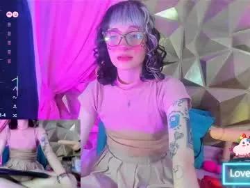 Check-out the world of girls and talk with our steaming hot slutz, bringing your desired characters to life with authentic apparel and cam streams.