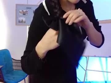 Check-out the world of girls and talk with our steaming hot slutz, bringing your desired characters to life with authentic apparel and cam streams.