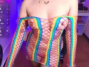 Check-out the world of girls and talk with our steaming hot slutz, bringing your desired characters to life with authentic apparel and cam streams.