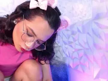 Check-out the world of girls and talk with our steaming hot slutz, bringing your desired characters to life with authentic apparel and cam streams.