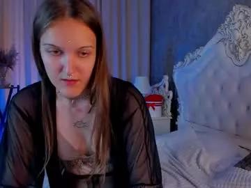 Check-out the world of girls and talk with our steaming hot slutz, bringing your desired characters to life with authentic apparel and cam streams.