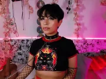 Check-out the world of girls and talk with our steaming hot slutz, bringing your desired characters to life with authentic apparel and cam streams.