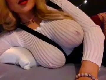 Check-out the world of girls and talk with our steaming hot slutz, bringing your desired characters to life with authentic apparel and cam streams.