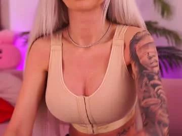Check-out the world of girls and talk with our steaming hot slutz, bringing your desired characters to life with authentic apparel and cam streams.
