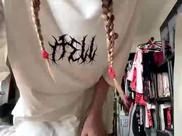 Check-out the world of girls and talk with our steaming hot slutz, bringing your desired characters to life with authentic apparel and cam streams.