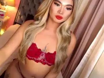 Check-out the world of girls and talk with our steaming hot slutz, bringing your desired characters to life with authentic apparel and cam streams.