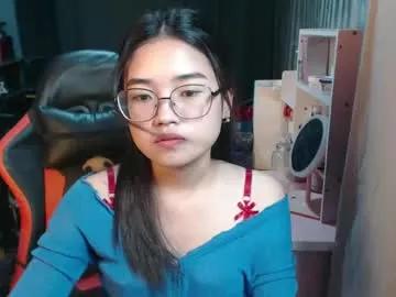 urlovelychinita from Chaturbate is Freechat